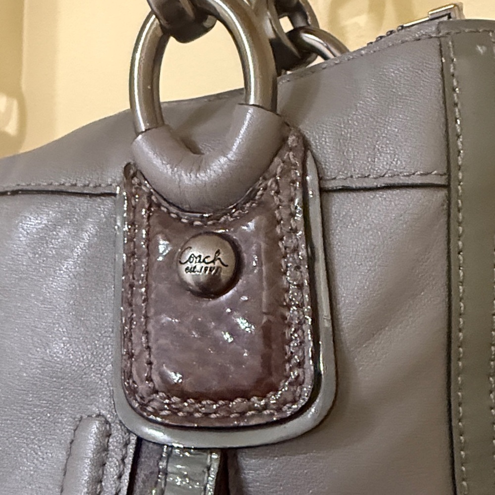 Coach Bag | Coach Shoulder Bag Gray - Silver Hardware Coach Hobo Bag - Picture 8 of 12